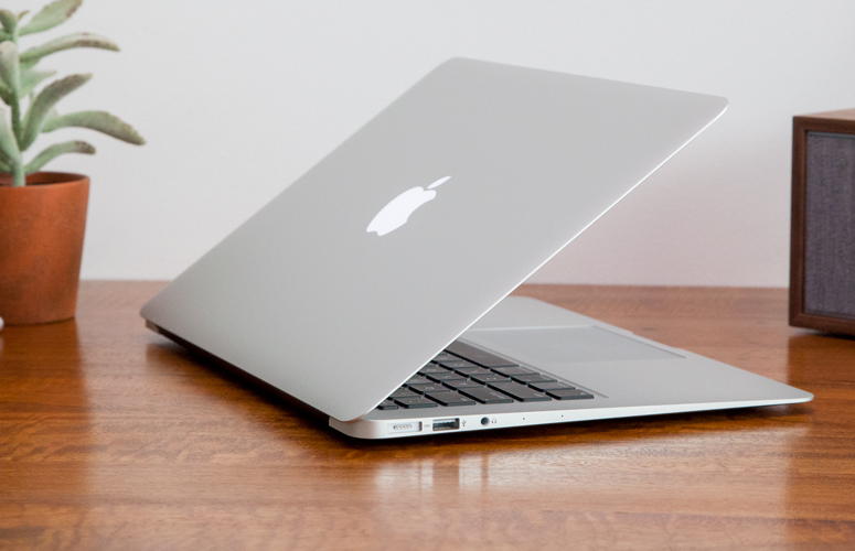 Apple MacBook Air   Back In    Smart Mash